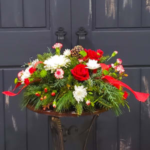 Christmas Elegant Round Centerpiece Flower Bouquet