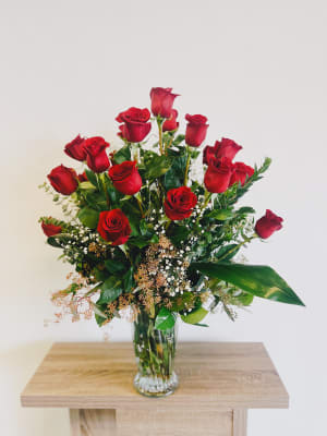 Red Roses Flower Bouquet