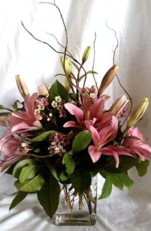 Elegant Pink Lilies Flower Bouquet