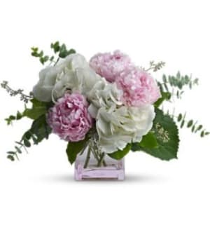 Pretty in Peony Flower Bouquet