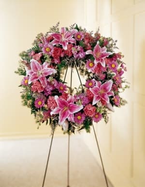 We Fondly Remember Wreath Flower Bouquet