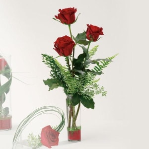 3 Red Rose Vase Flower Bouquet