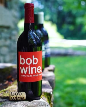 Bob Wine, Red Blend Flower Bouquet