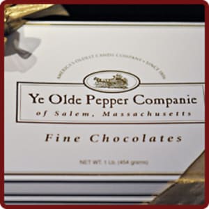 Ye Olde Pepper Companie - Traditional Box Flower Bouquet