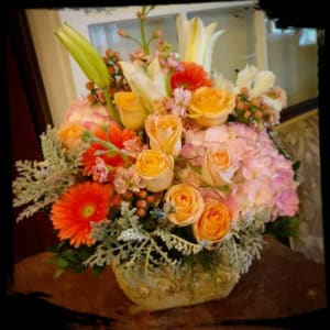 Peach Urn Flower Bouquet