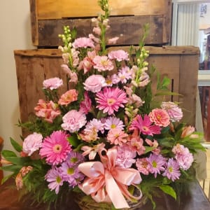 Exquisite Pinks Basket Flower Bouquet