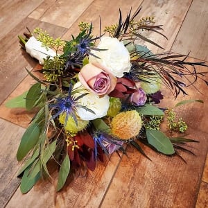 Autumn Bridal with Thistle & Asclepias Pods, Hobnail Handwrap Flower Bouquet