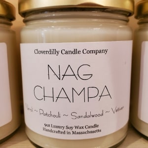 Cloverdilly Candle, Nag Champa, 9oz. Flower Bouquet