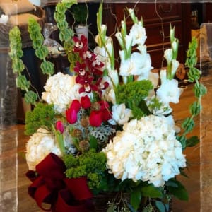 Wow Me Valentine! Flower Bouquet