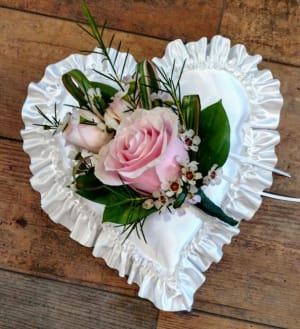 Satin Heart, Pink Flower Bouquet