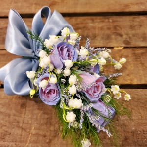 Periwinkle Wristlet Flower Bouquet