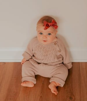 Sasha Cotton Knit 2pc Shirt & Pants Baby Outfit Set Winter Lily Flower Bouquet