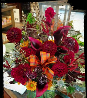 Burgundy Dahlia & Calla Bouquet Flower Bouquet