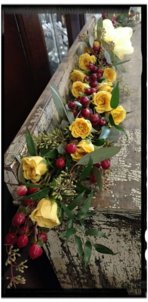 CASKET ADORNMENT WITH YELLOW ROSE & CRANBERRY Flower Bouquet