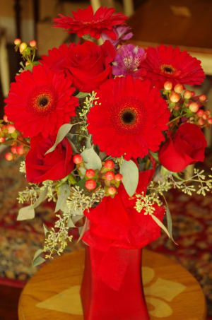 Lucky Red Flower Bouquet