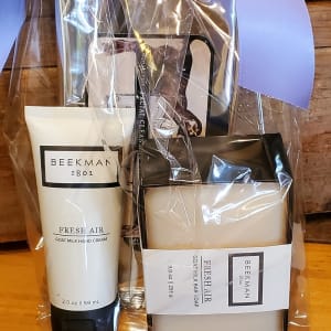 Beekman Fresh Air Gift Bag Flower Bouquet