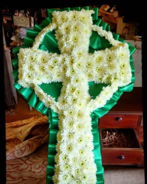 Large Celtic High Cross Flower Bouquet