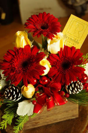 Gerbera Christmas Box Flower Bouquet