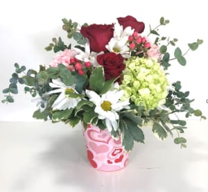 Happy Hearts - Red Flower Bouquet