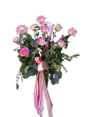 Luxe Dozen Roses Flower Bouquet