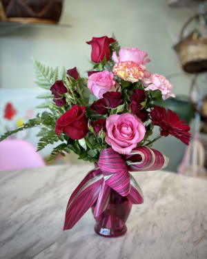 A Kiss Of Pink Flower Bouquet