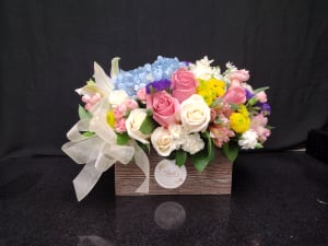 GARDEN BOX Flower Bouquet