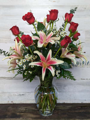 Stargazers & Dozen Roses Flower Bouquet