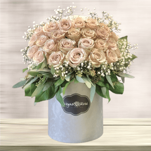 BLUSH ROSES & BABY SPREAD BOX Flower Bouquet