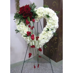 Heart in Heaven EBF-220 Flower Bouquet