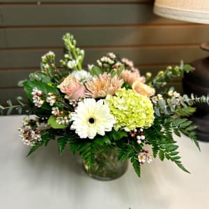 Peaches & Cream Flower Bouquet