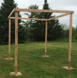 Wooden Chuppah  Flower Bouquet