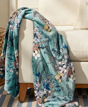 Plush Throw Blanket - Sunlit Garden Flower Bouquet