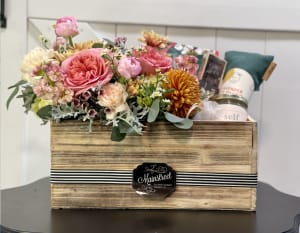 Mother's Day Gift Box + Blooms