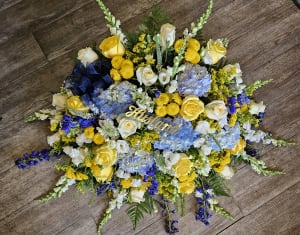 Everlasting Remembrance Flower Bouquet