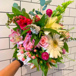 Mother's Day Hand Tied Bouquet Flower Arrangement Mother's Day Hand Tied Bouquet Flower Bouquet