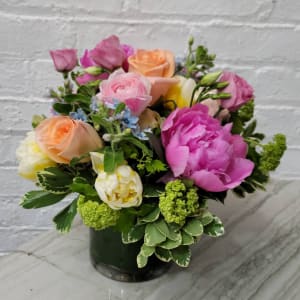 SIMPLY SPRING Flower Bouquet