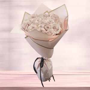 BLUSH ROSE BOUQUET Flower Bouquet
