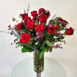 Grand Roses Flower Bouquet