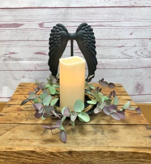 Metal Candle Holder With Silk (Artificial) Wreath