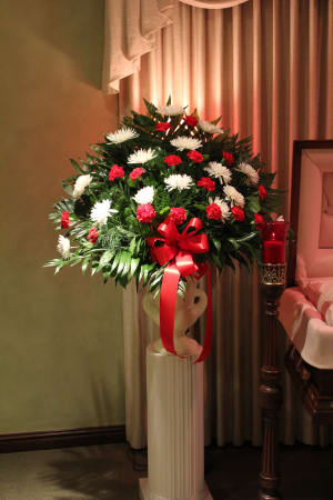 FUNERAL ARRANGEMENT EBF-711 Flower Bouquet