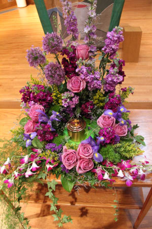 Love Garden Urn Tribute EBF-720 Flower Bouquet