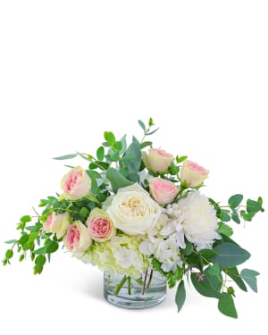 Blushing Beauty Flower Bouquet