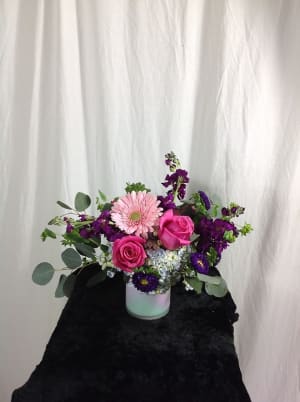 Low and Lush Flower Bouquet