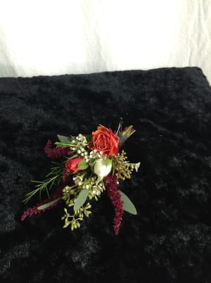 Fall Boutonniere Flower Bouquet