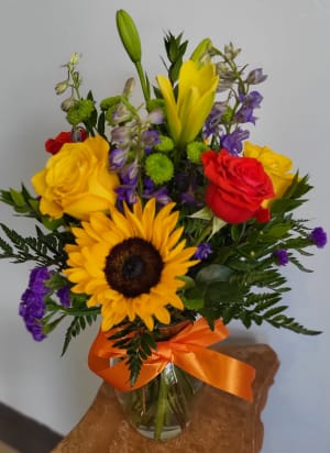 A Ray of Sun Flower Bouquet