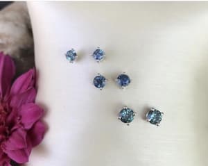 Sapphire Splendor Earrings and Flowers Package Flower Arrangement Sapphire Splendor Earrings and Flowers Package Flower Bouquet