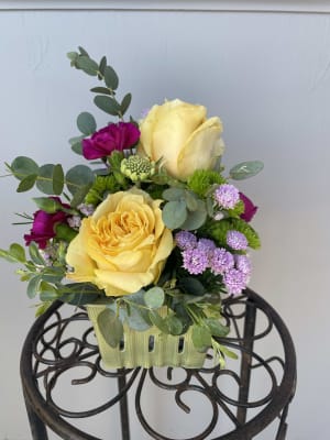 Berry Bowl Flower Bouquet