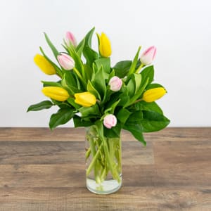 Strawberry Lemonade Tulips Flower Bouquet