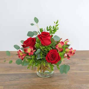 Sweet Rouge Flower Bouquet