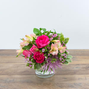 Simply Cosmopolitan Flower Bouquet